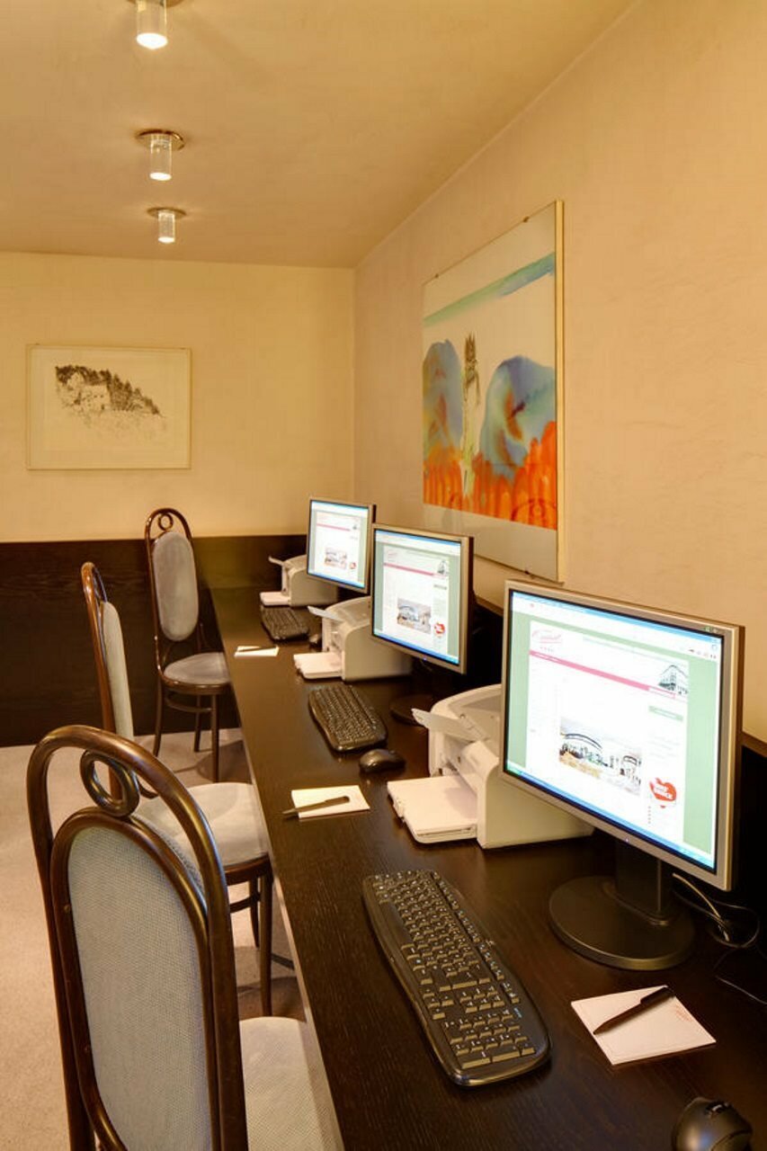 Фото Hotel Central