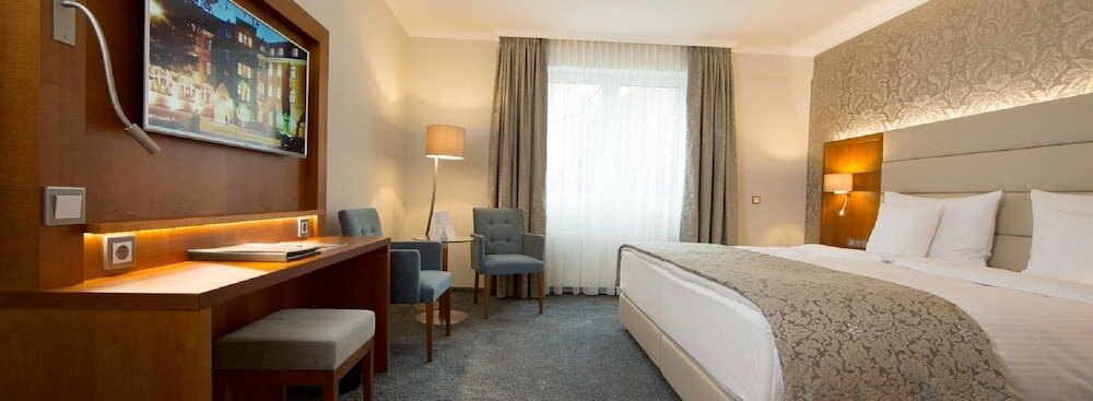 Фото Hotel Oranien Wiesbaden