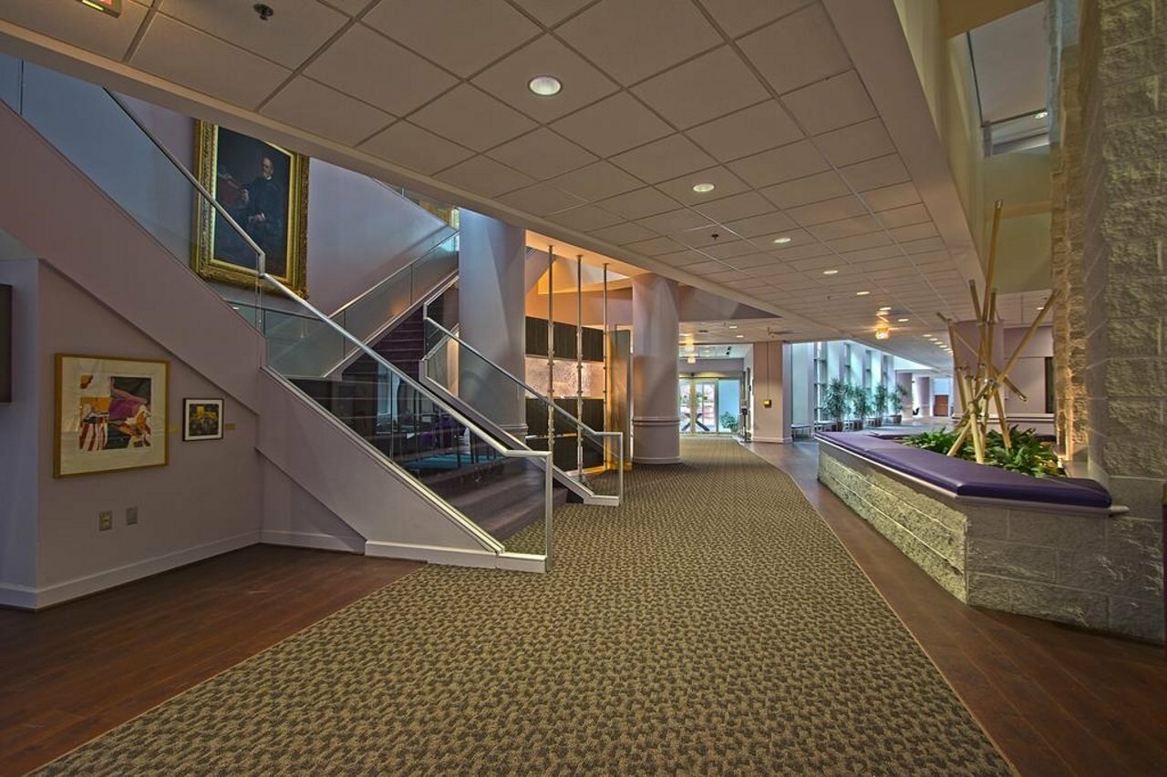Фото Kellogg Conference Hotel at Gallaudet University