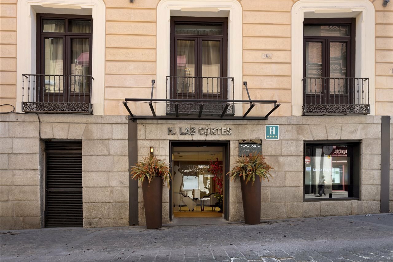 Фото Catalonia Las Cortes