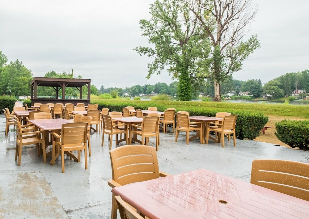 Фото Red Roof Inn Fulton