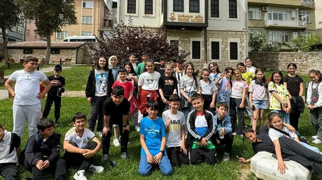 School Central Middle School, Gulyali, photo