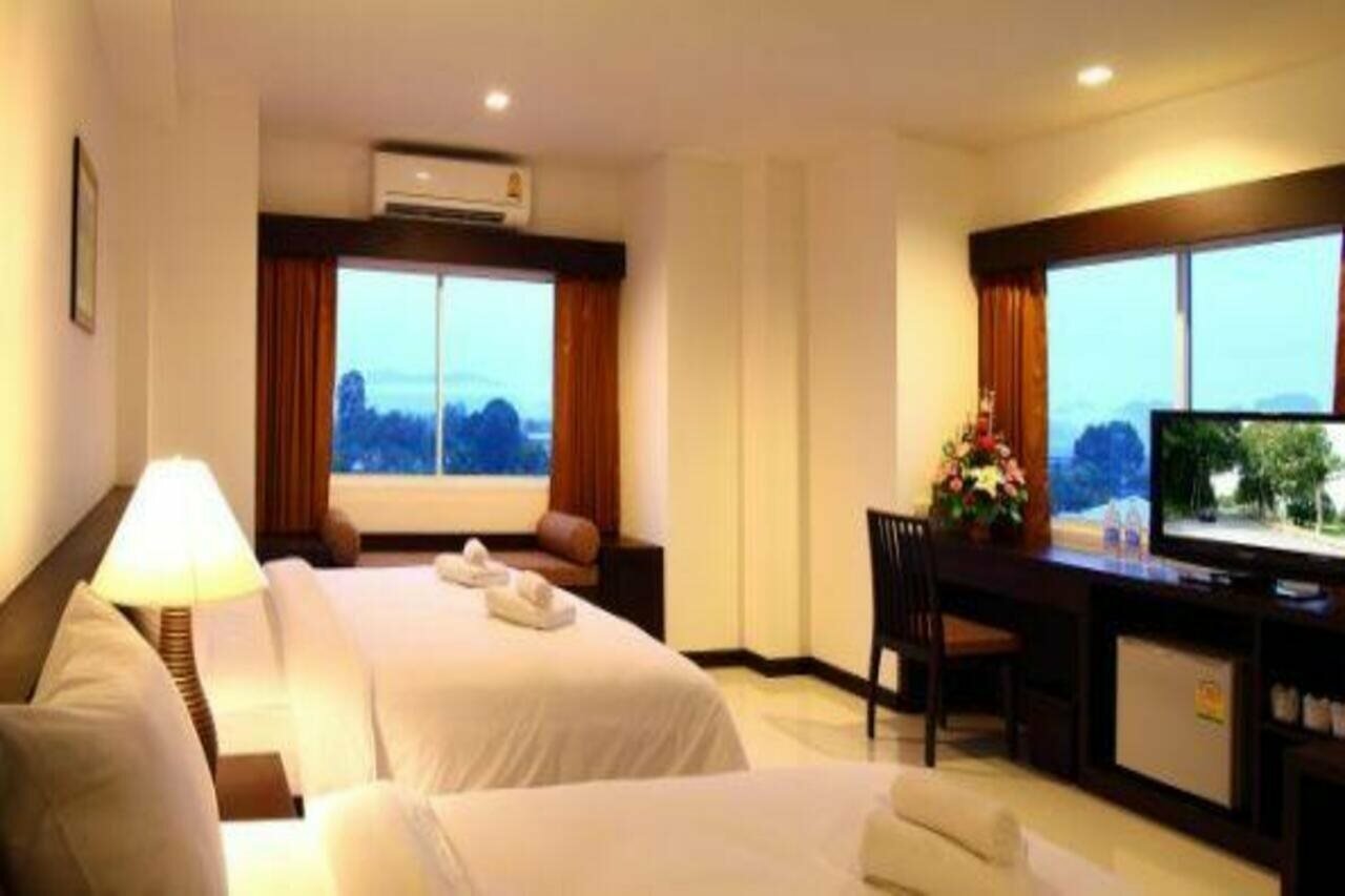 Фото The White Pearl Hotel