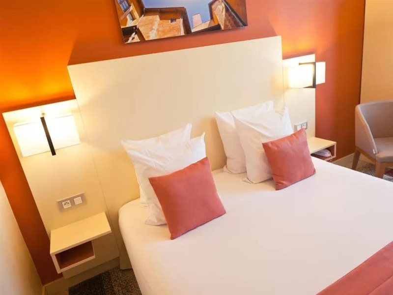 Фото Hôtel des Remparts