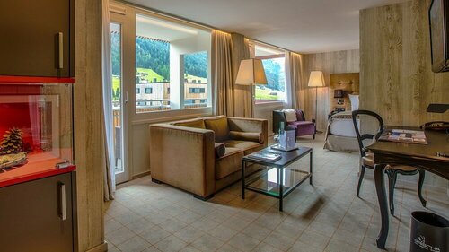 Внешний вид отеля Grischa Das Hotel Davos в Давосе, фото 4