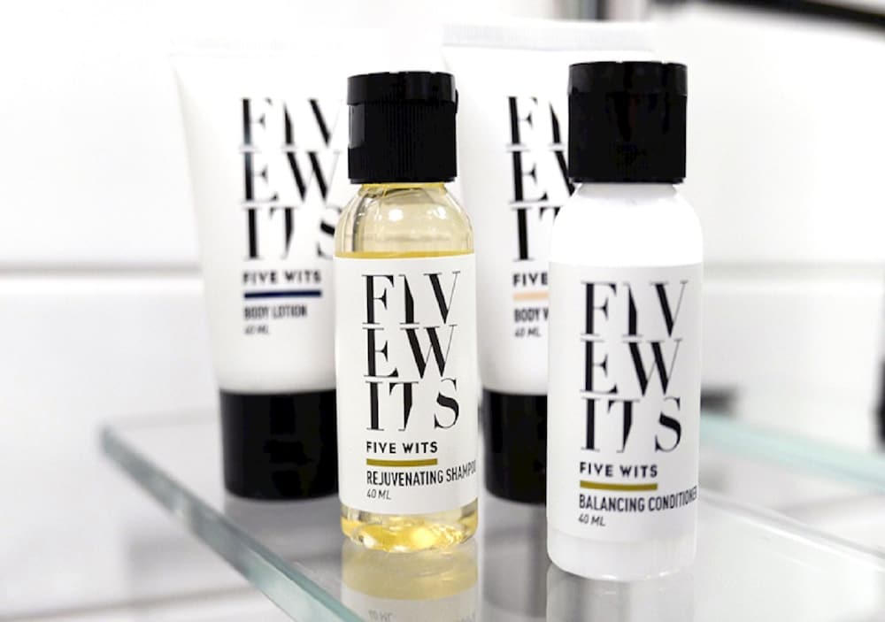 Фото The Iroquois New York