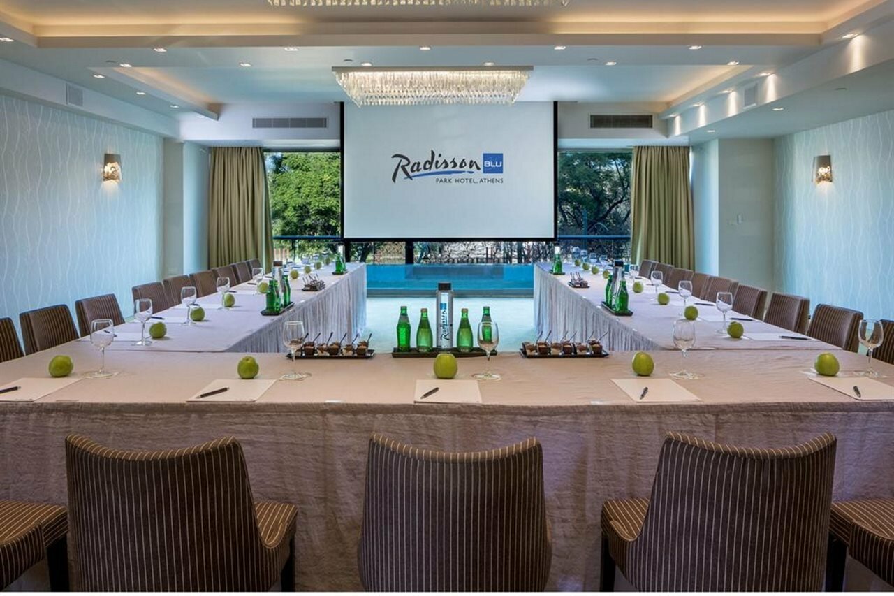 Фото Radisson Blu Park Hotel, Athens