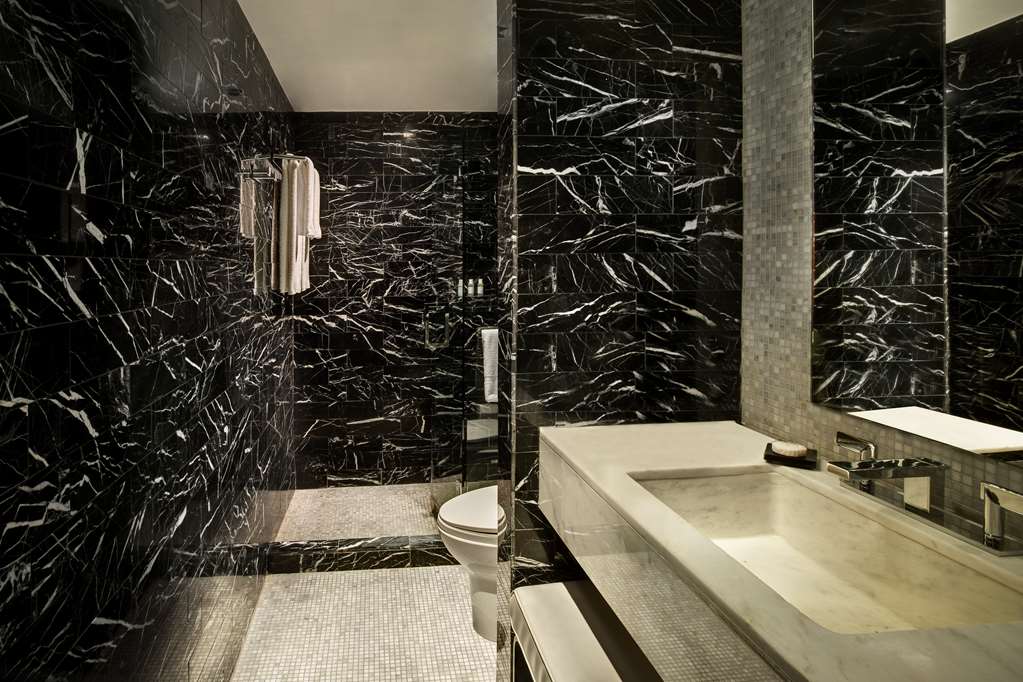 Фото Sixty Beverly Hills