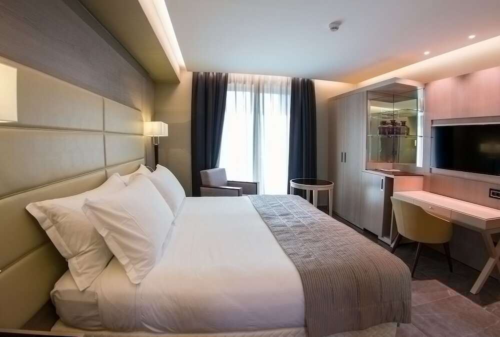 Фото Hotel Forum