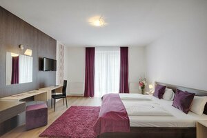 Гостиница Triple M Hotel