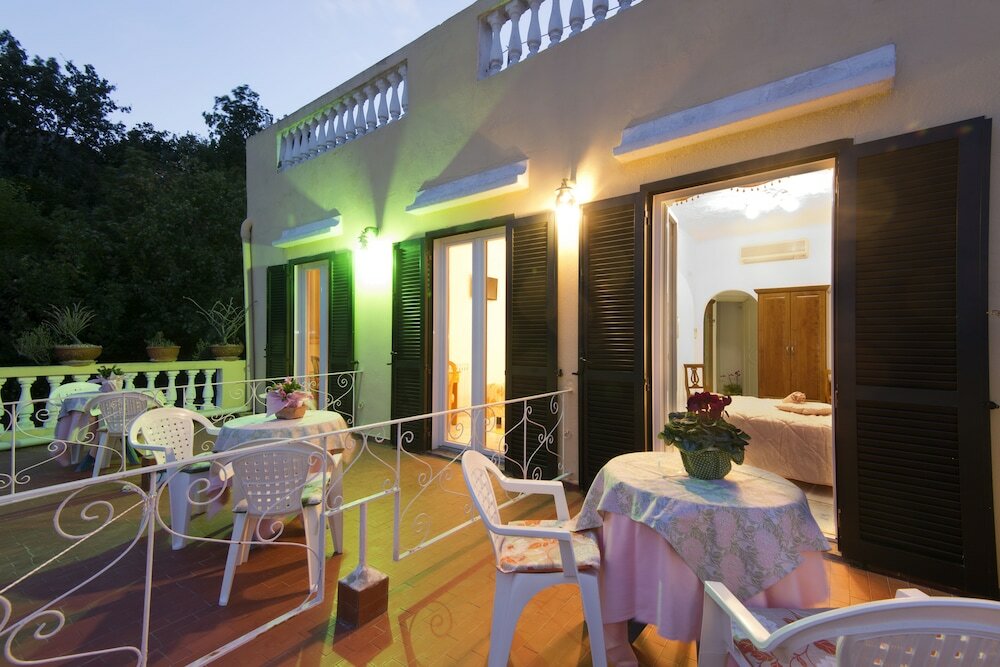 Фото Hotel Giardino delle Ninfe e La Fenice