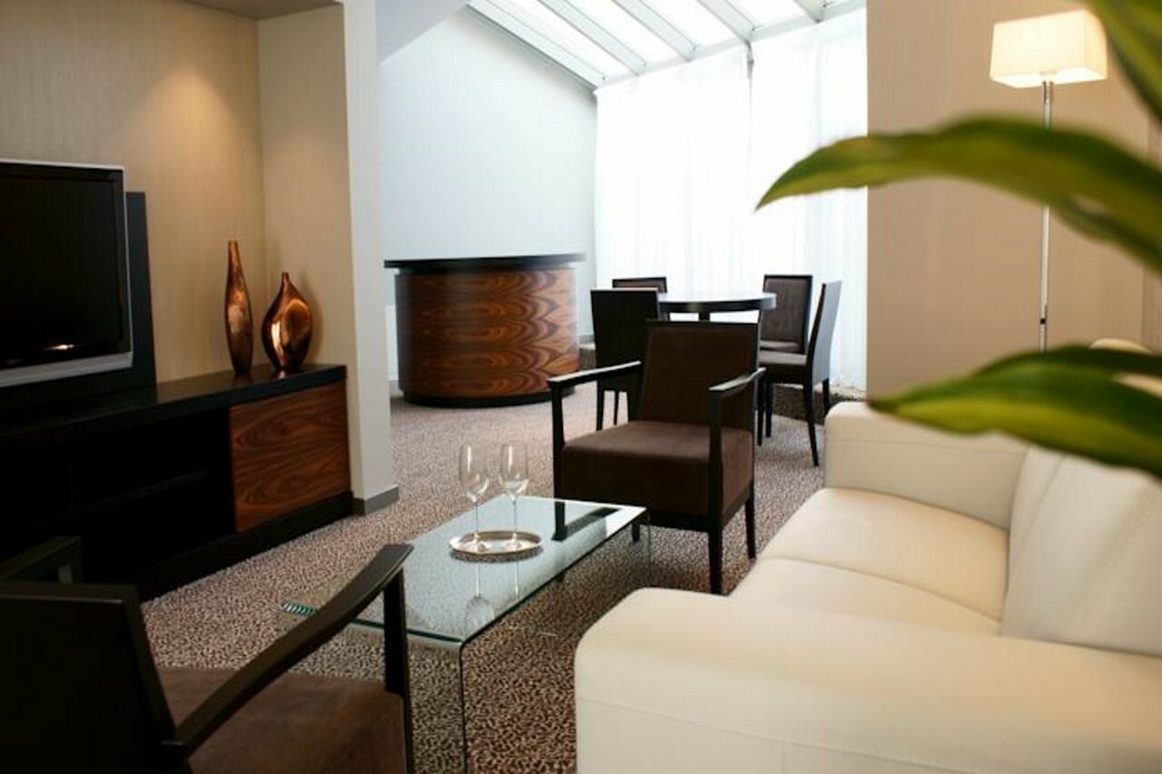 Фото Hotel Avance