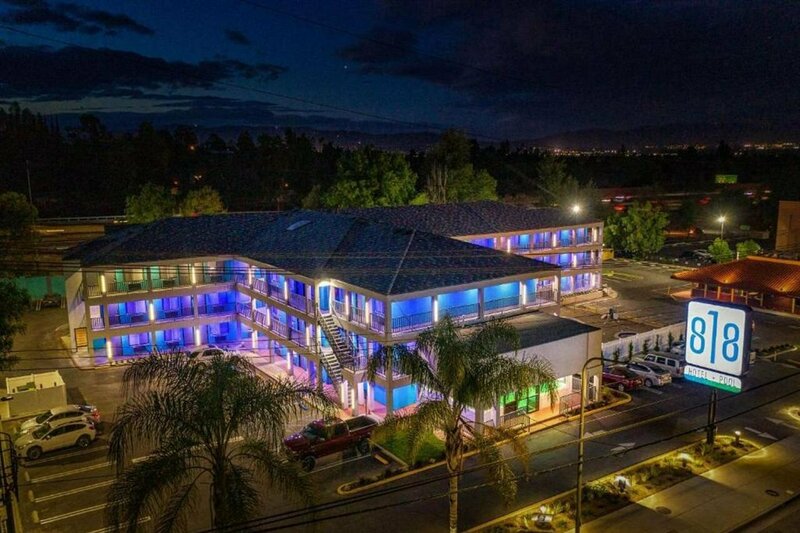 Гостиница 818 Hotel + Pool, Ascend Hotel Collection в Лос-Анджелесе