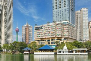 Гостиница Courtyard by Marriott Colombo