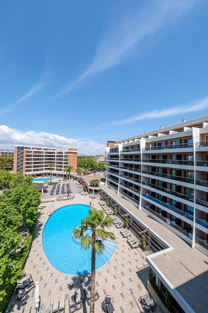 Фото Hotel California Garden