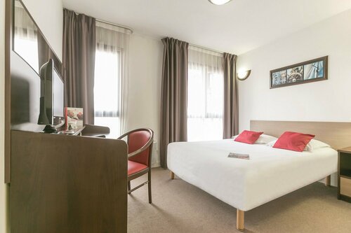 Внешний вид отеля Appart'City Classic Angoulême Centre в Ангулеме, фото 2