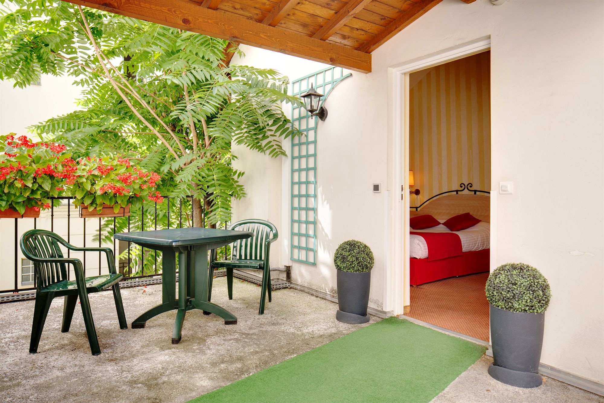 Фото Hotel Delambre