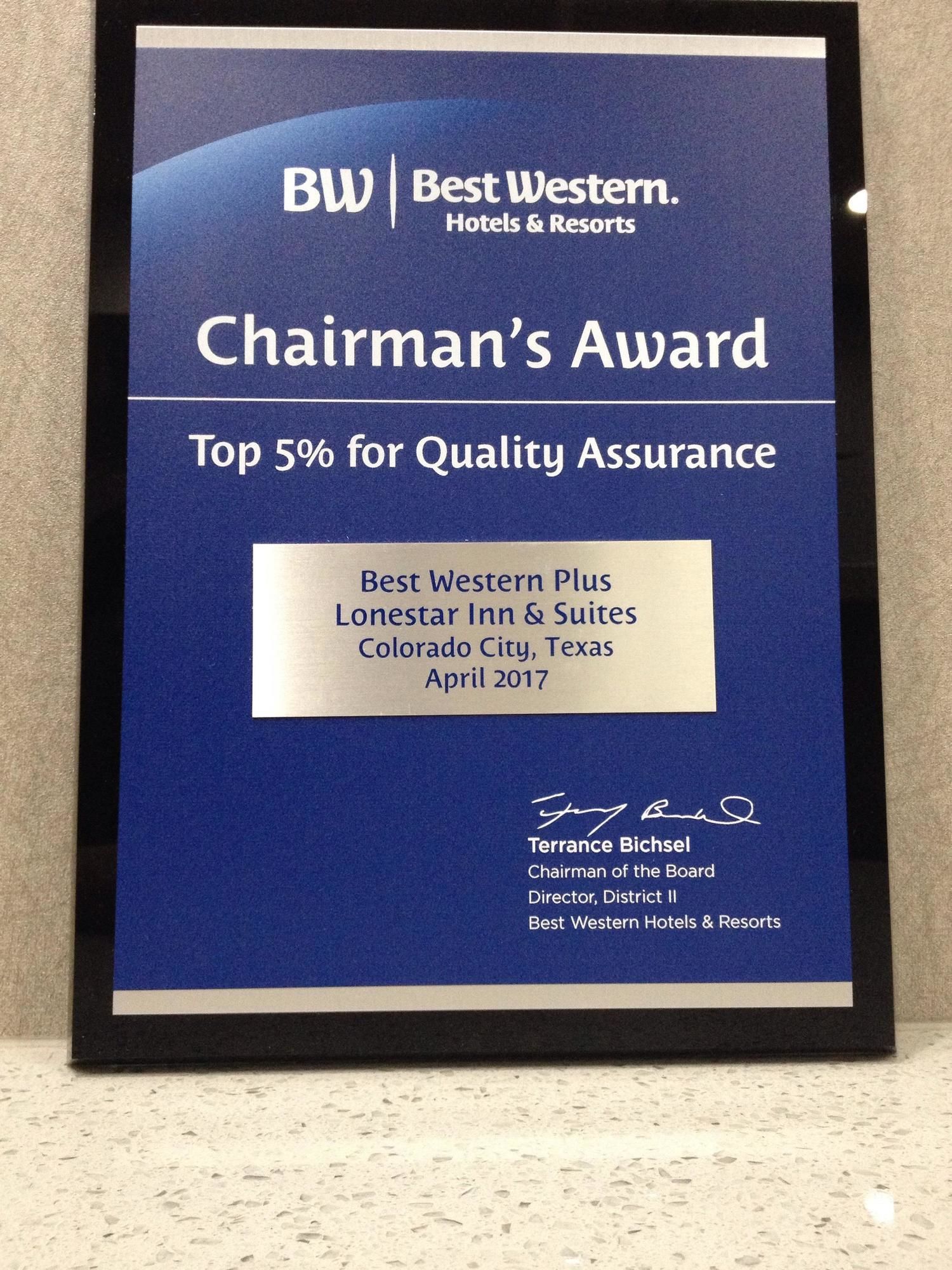 Фото Best Western Plus Lonestar Inn & Suites