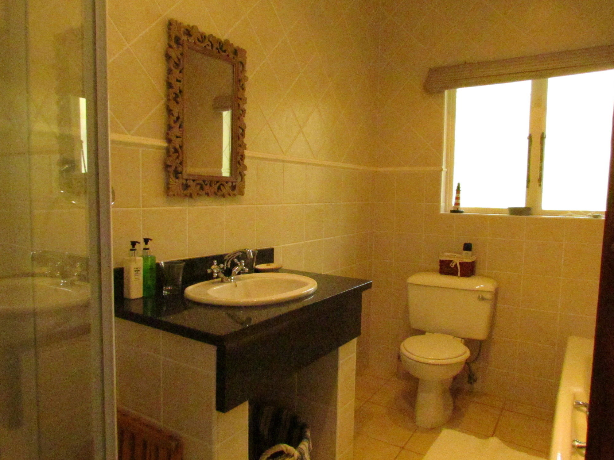 Фото The Saffron House