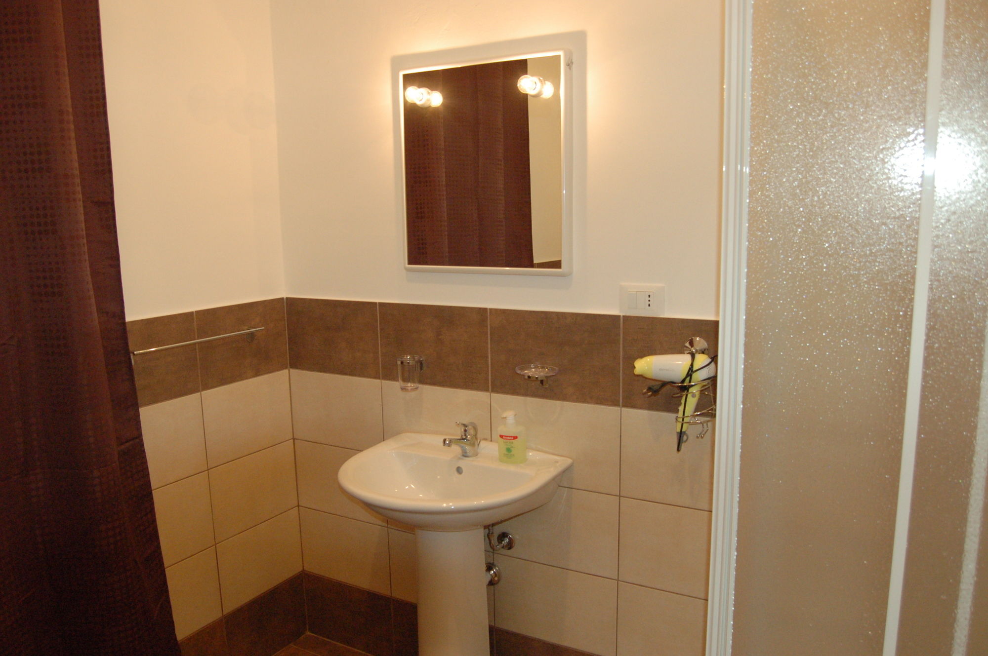 Фото Antadia B&b