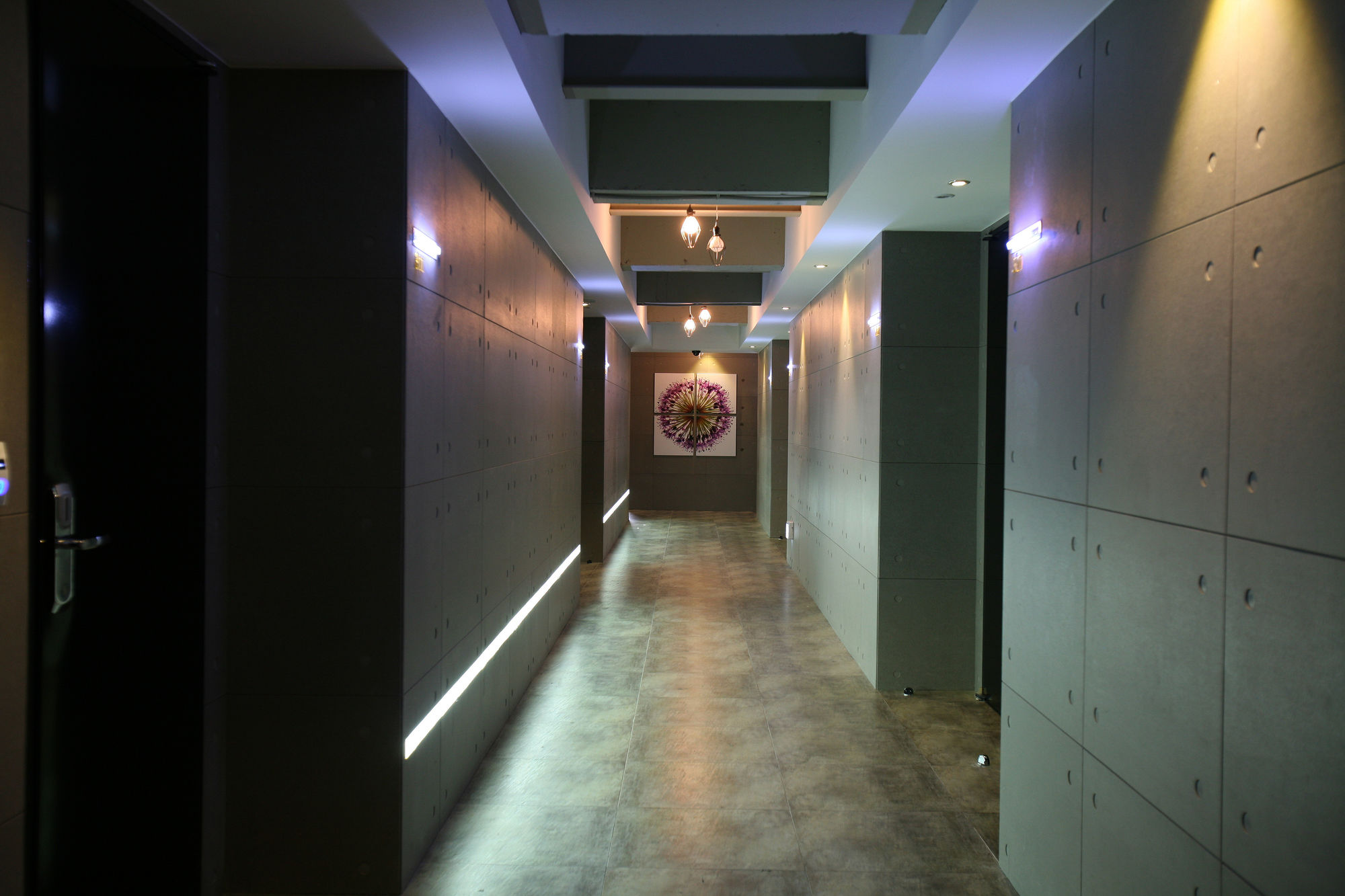 Фото Suwon Reve Hotel