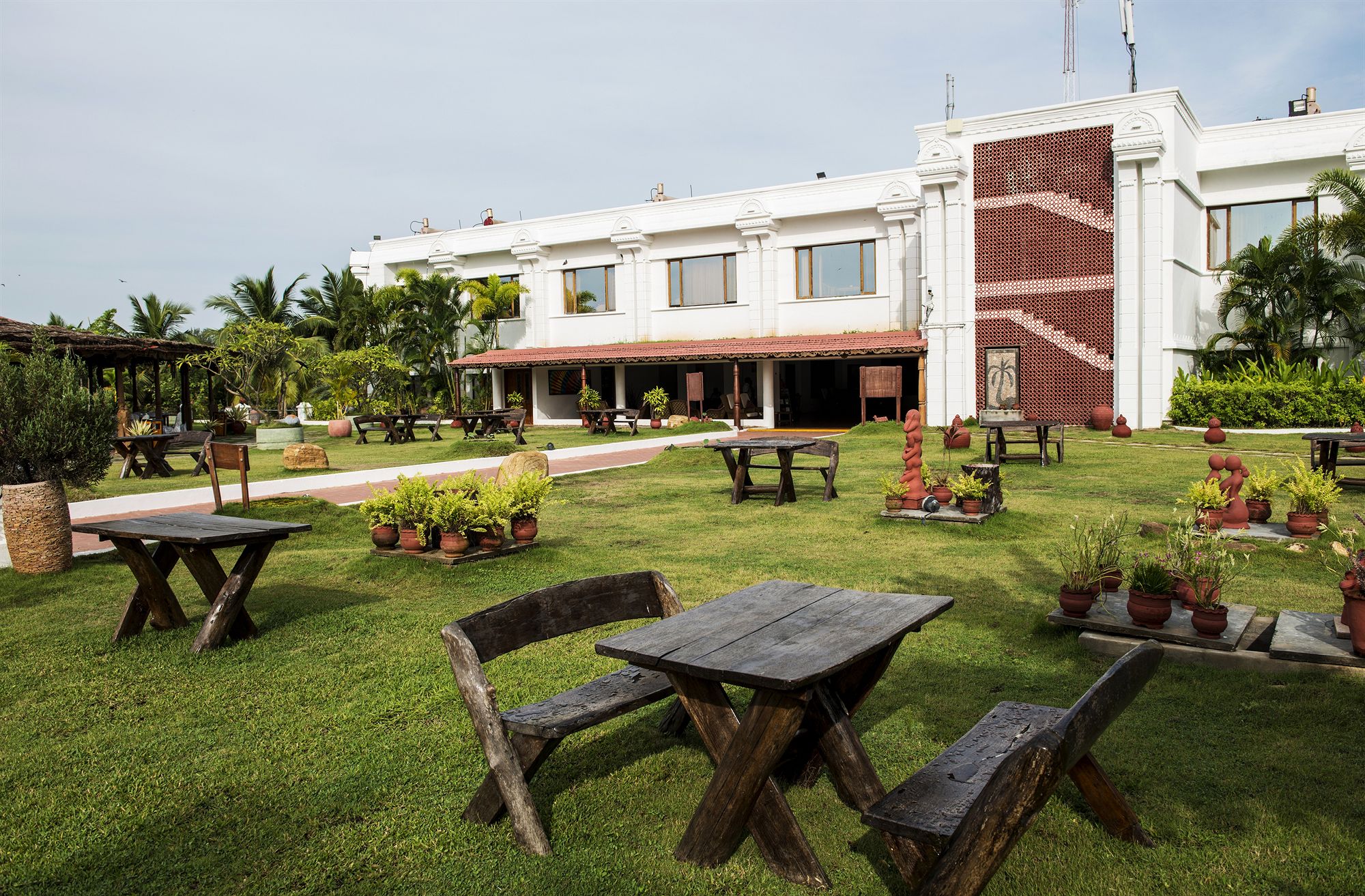 Фото Chariot Beach Resort