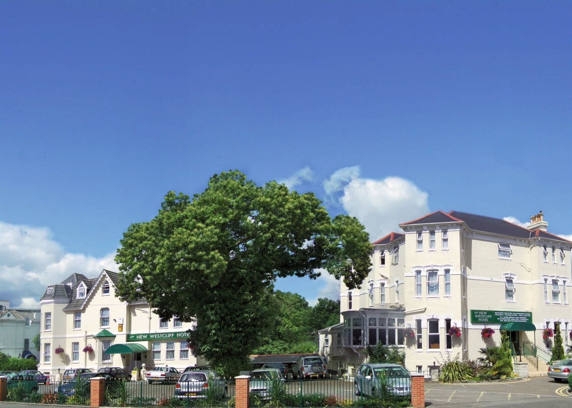 Фото New Westcliff Hotel