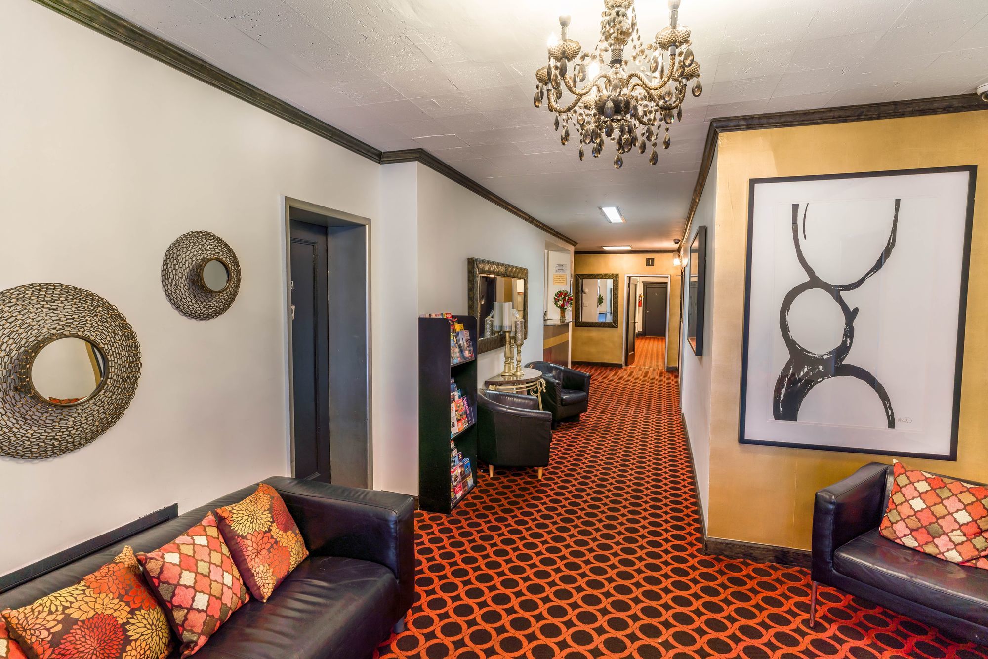 Фото Royal Park Hotel