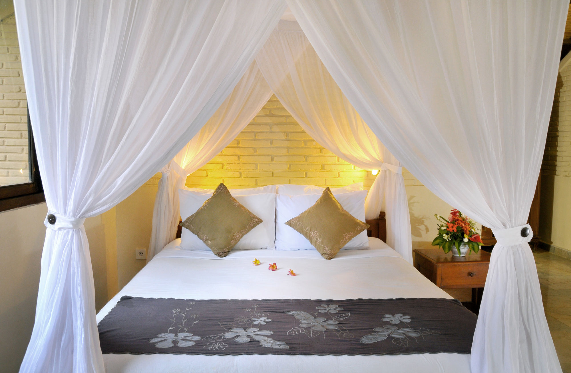 Фото Hidden Paradise Cottages