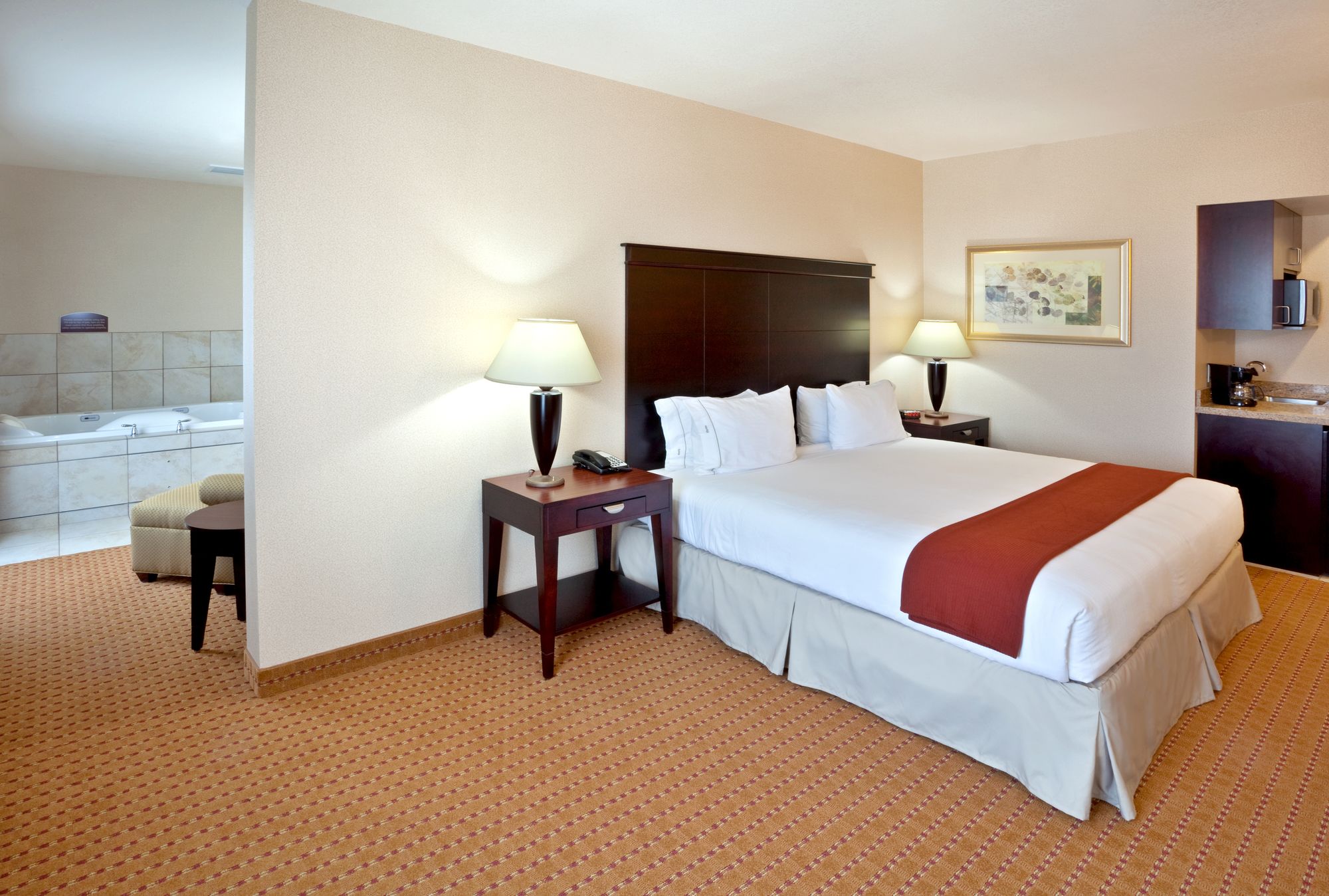 Фото Holiday Inn Express & Suites Ontario, an Ihg Hotel