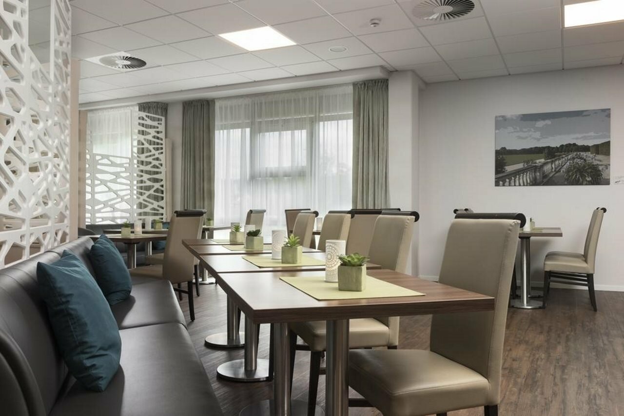 Фото Wyndham Garden Kassel