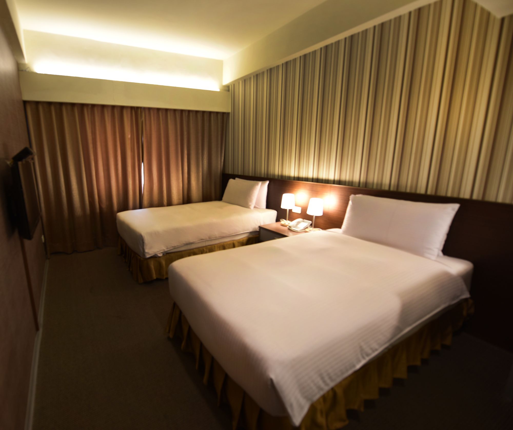 Фото The Galerie Hotel