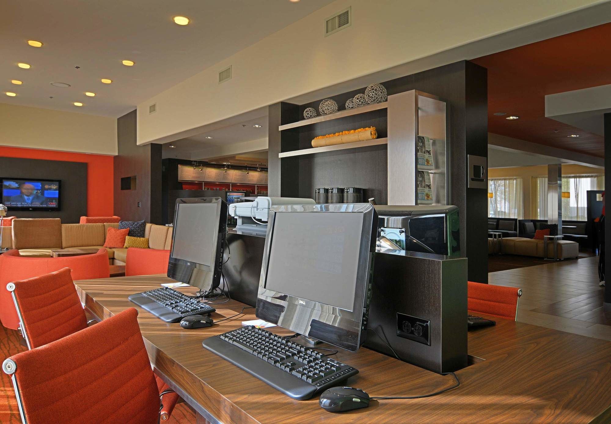 Фото Courtyard by Marriott Eugene Springfield