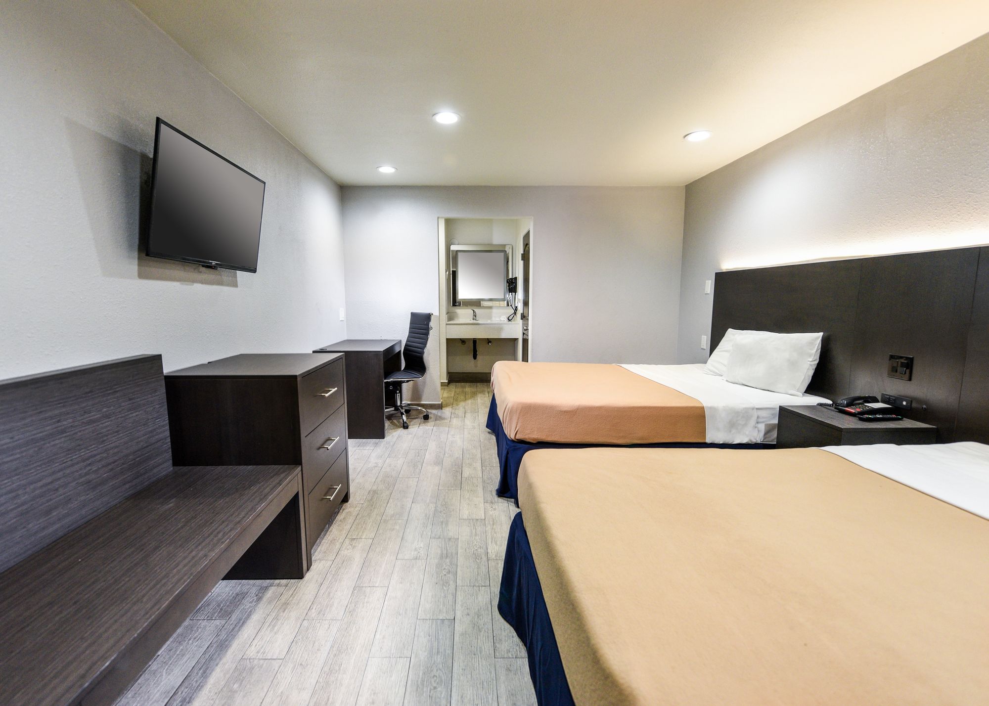 Фото Hollywood Inn Express Lax