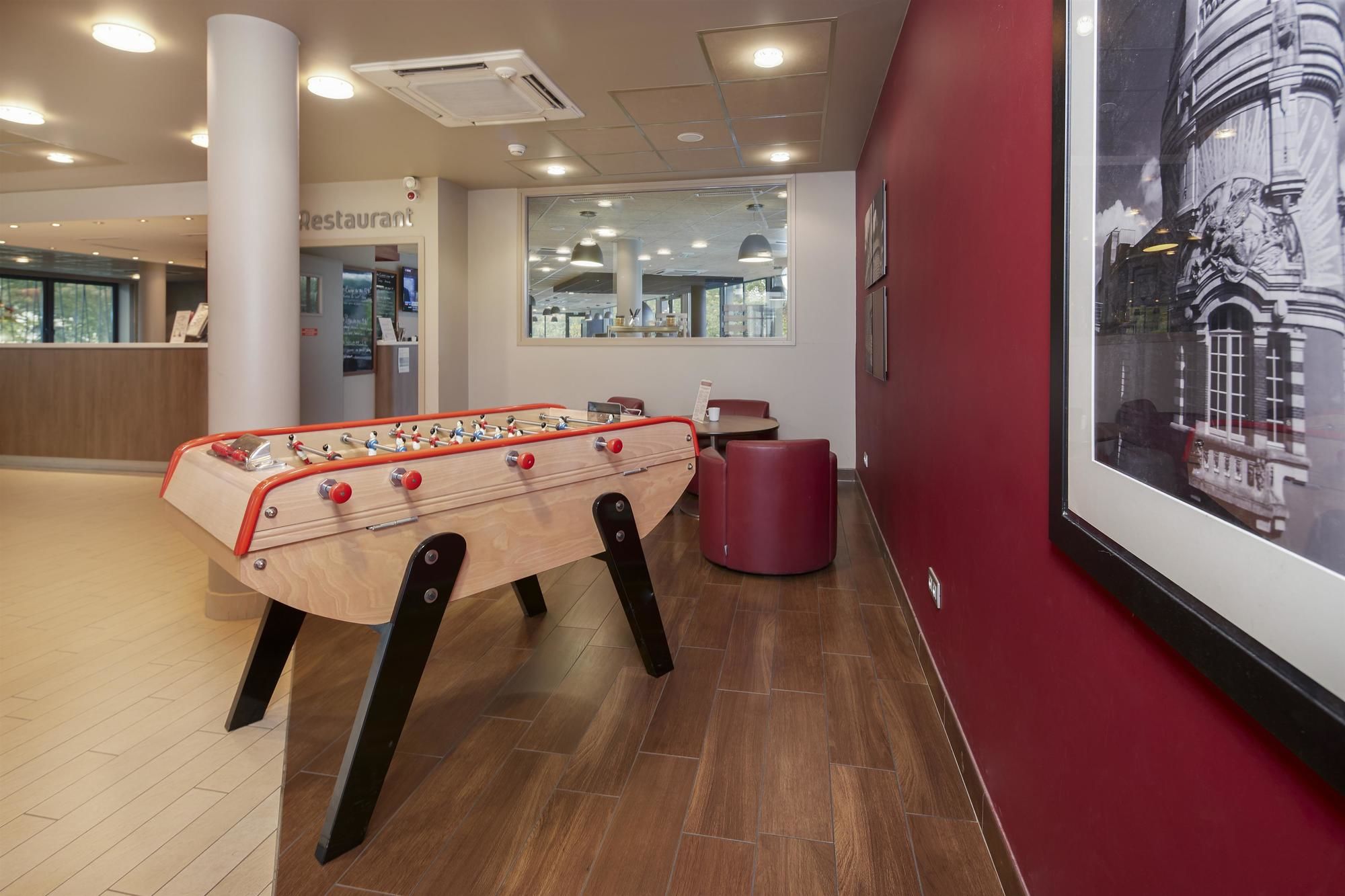 Фото Campanile Nantes Centre - Saint Jacques