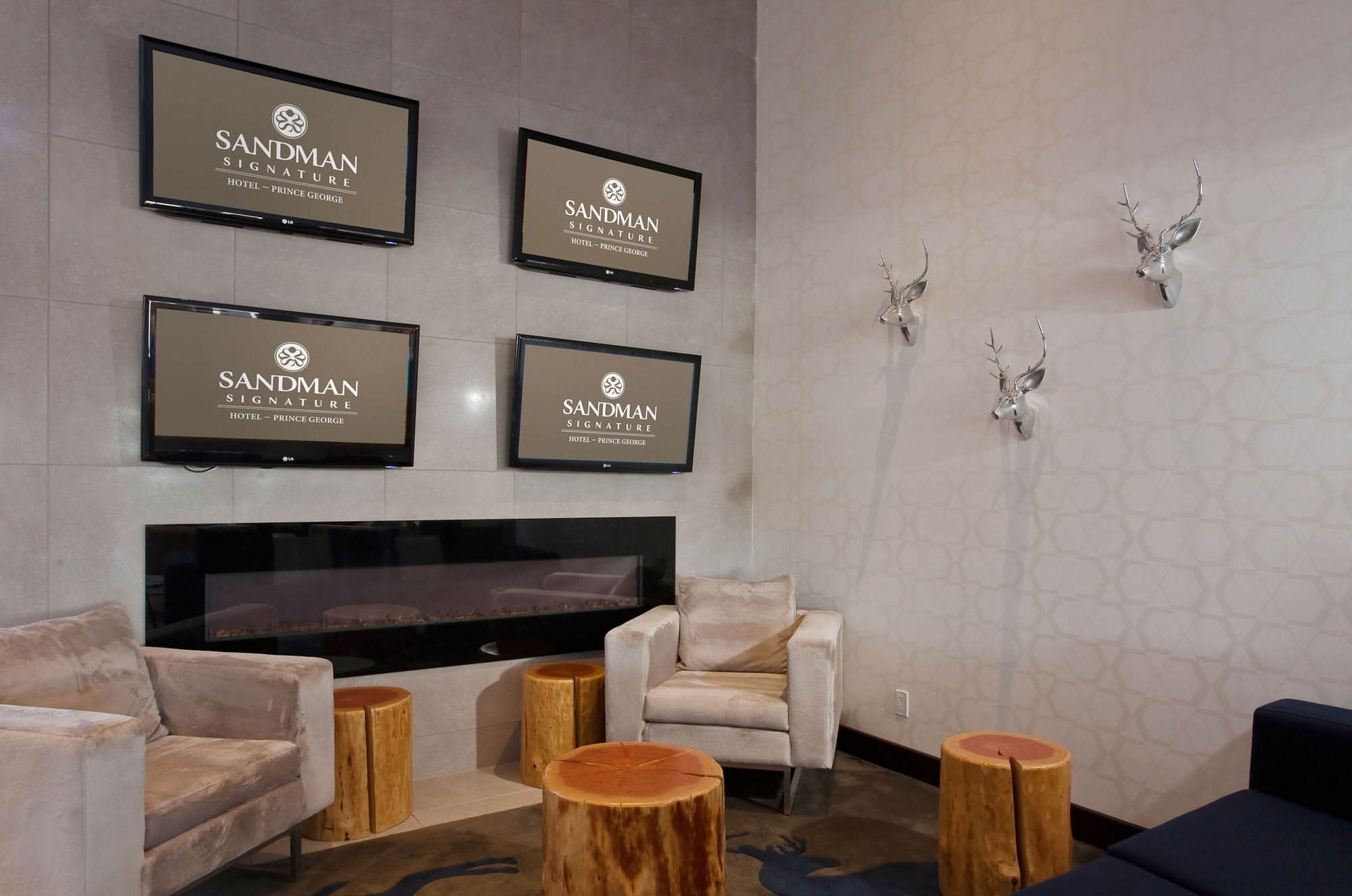 Фото Sandman Signature Prince George Hotel