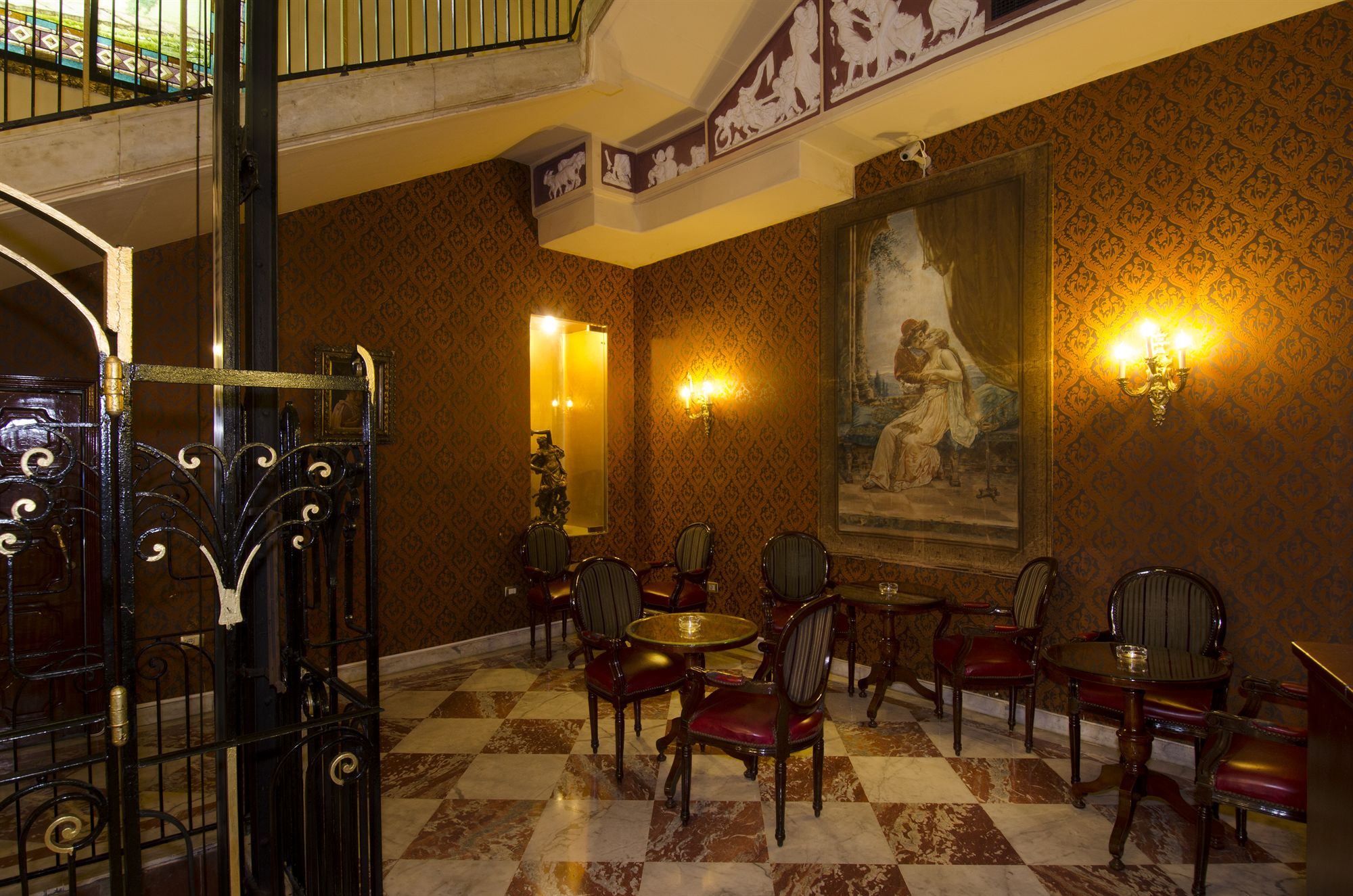 Фото Paradise Inn Le Metropole Hotel