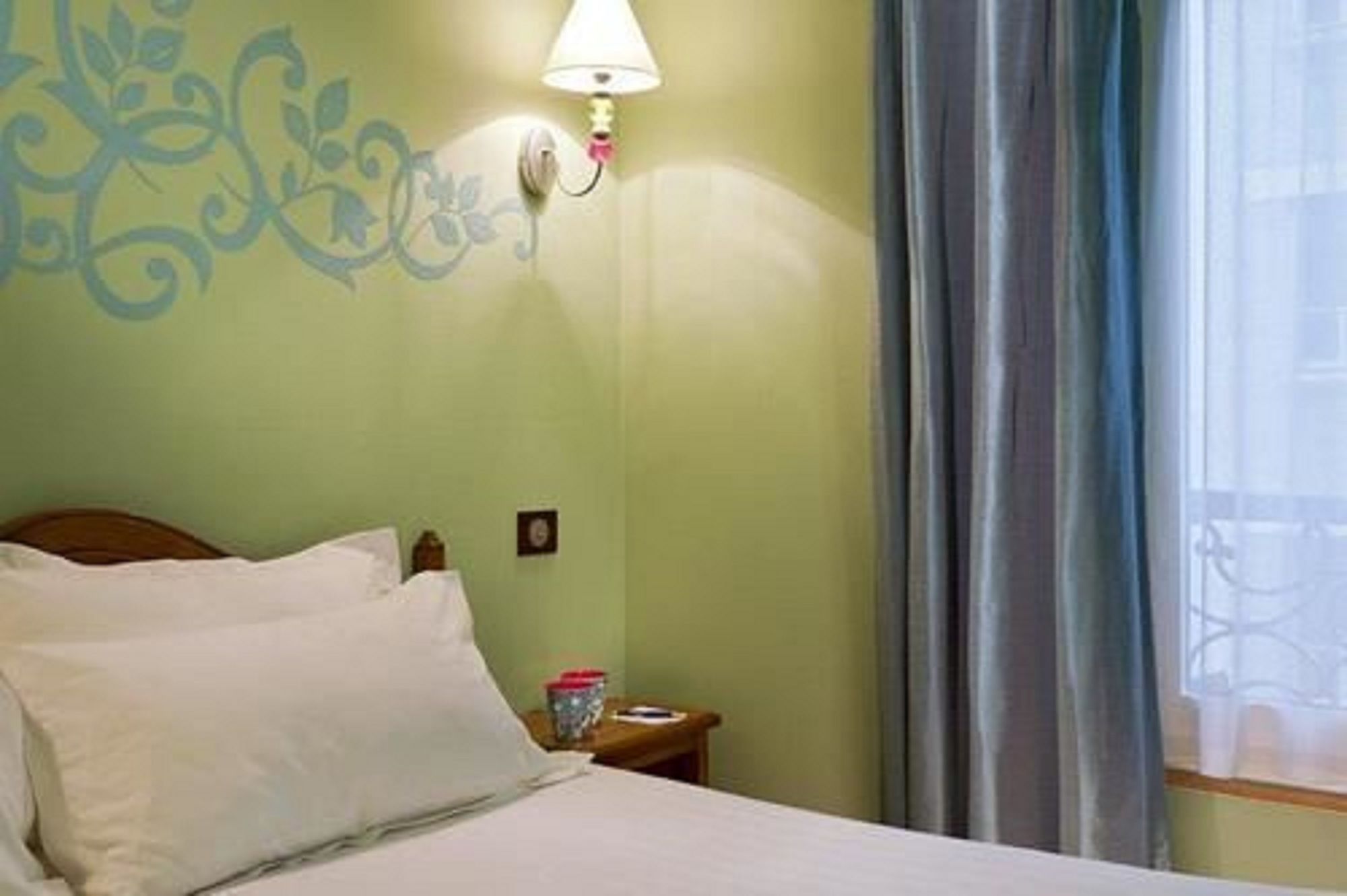 Фото Hotel Aurore Paris Gare de Lyon