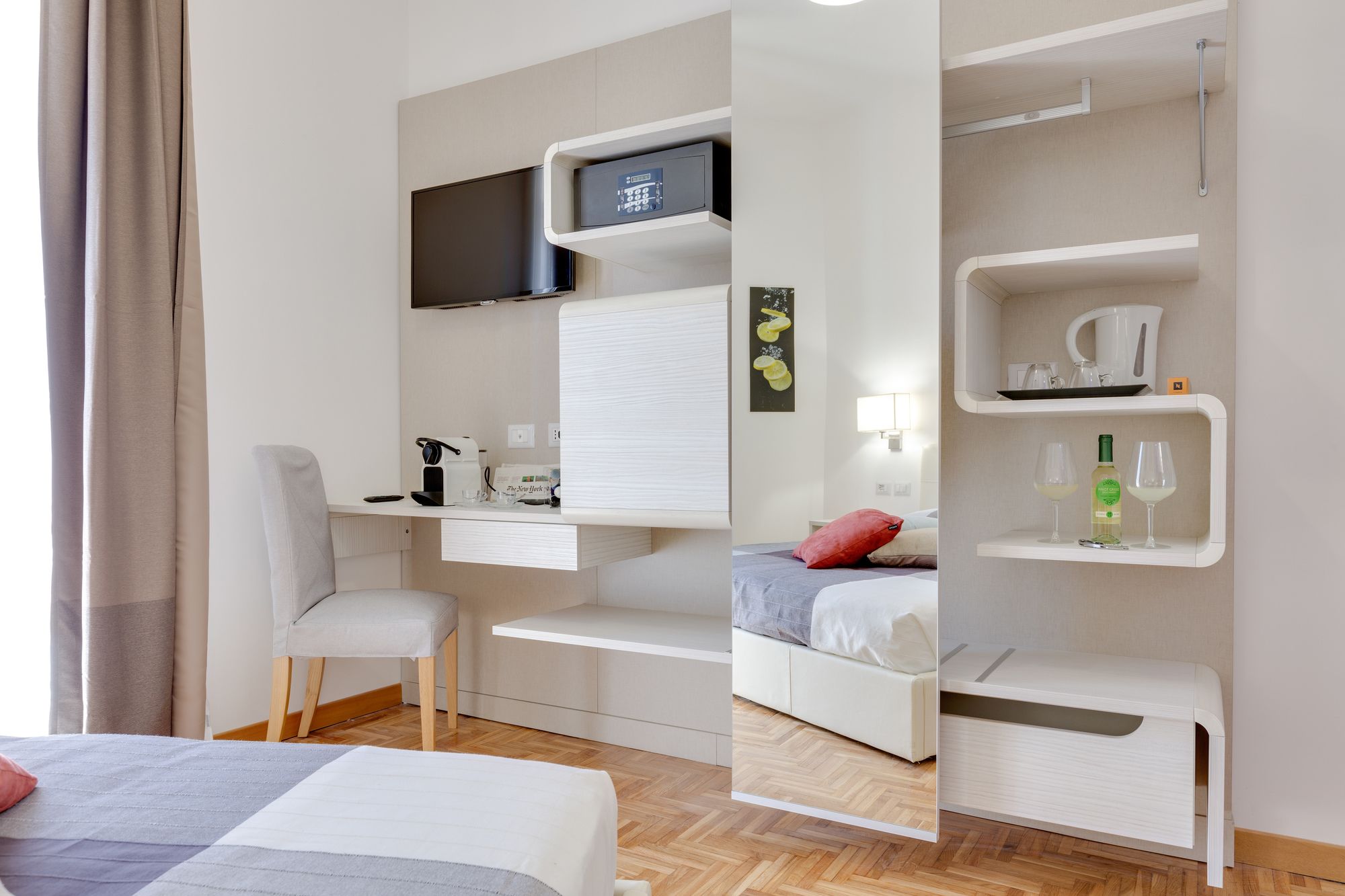 Фото Dolce Luxury Rooms