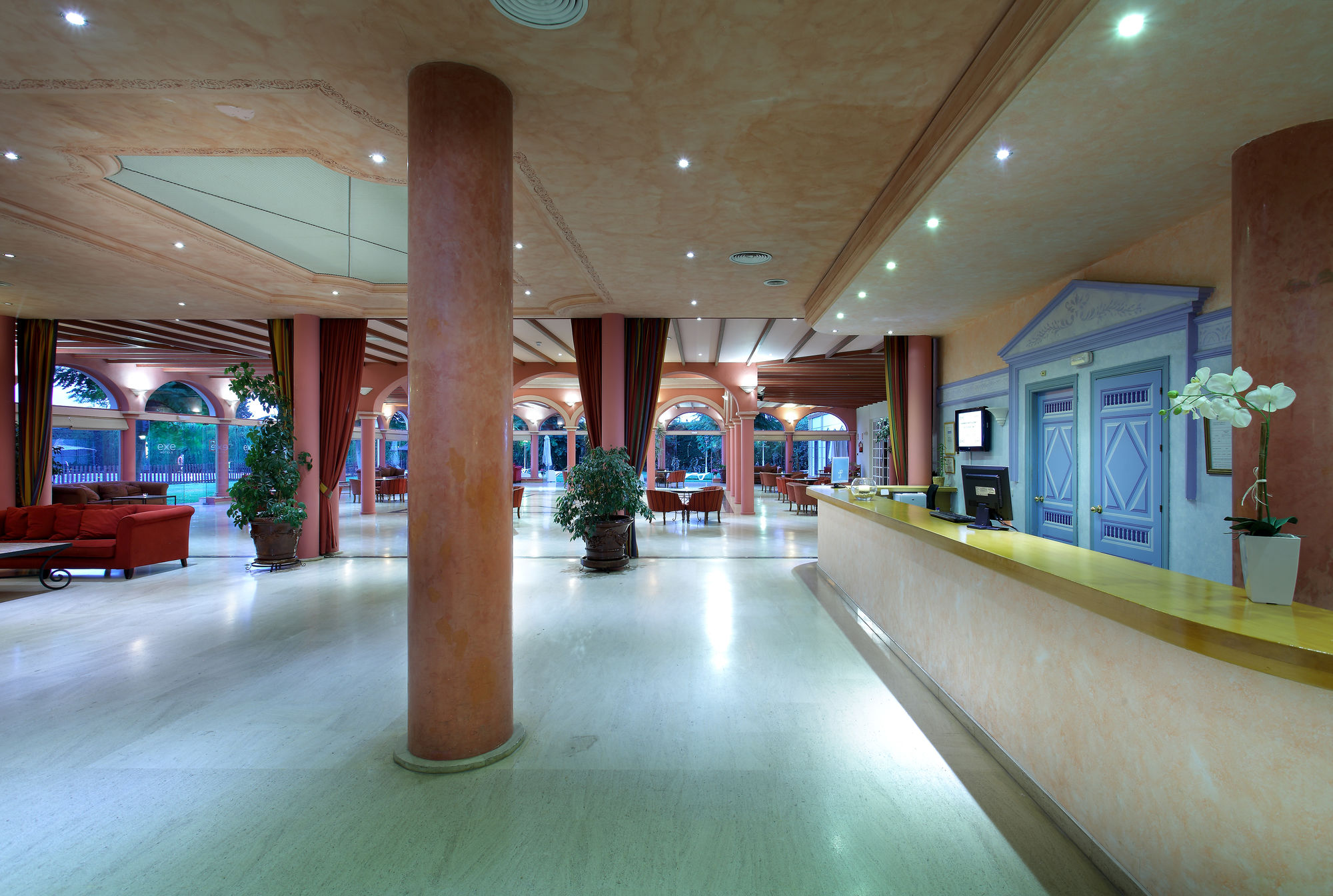 Фото Exe Gran Hotel Solúcar