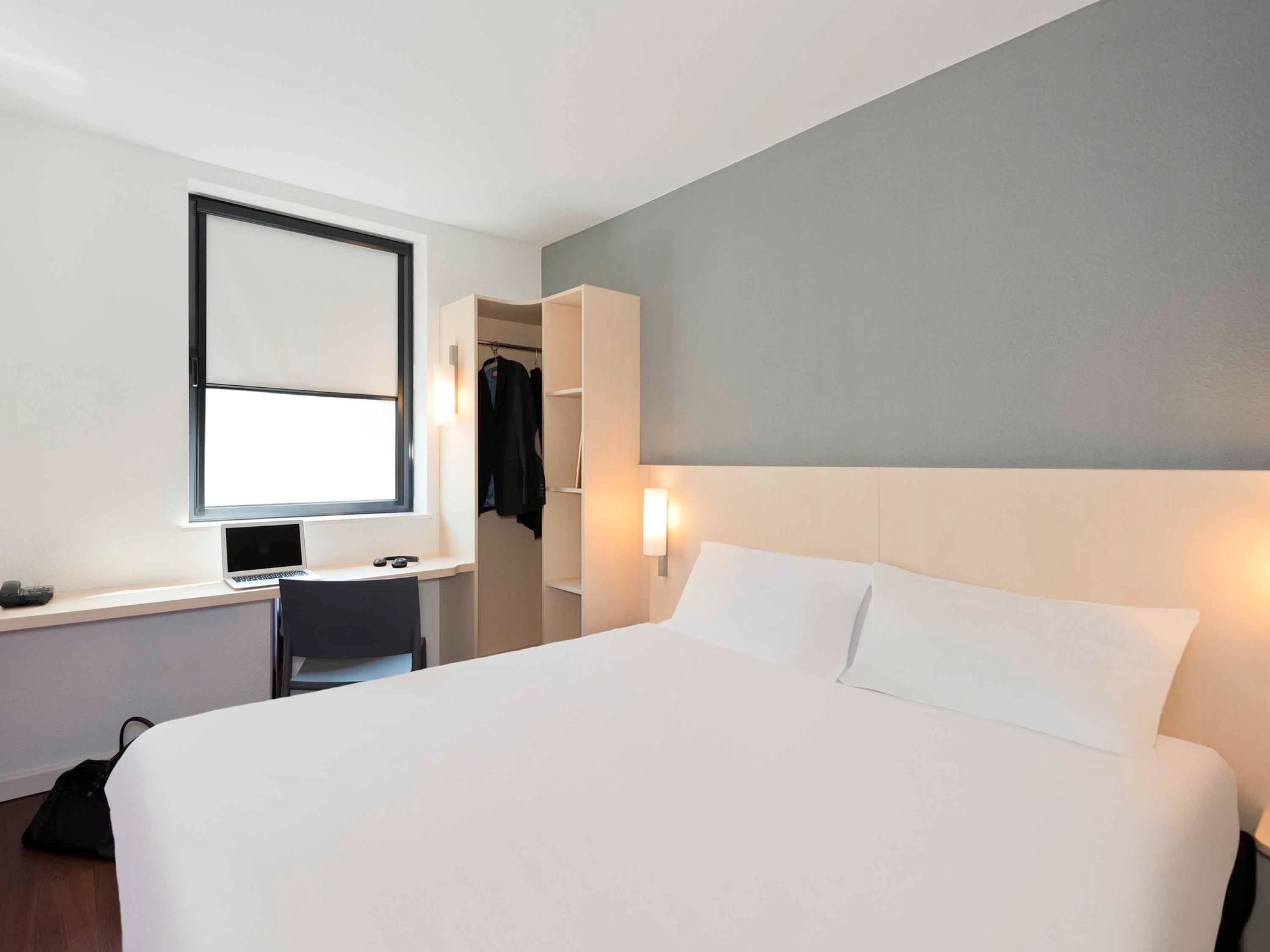 Фото Ibis budget Cannes Centre Ville