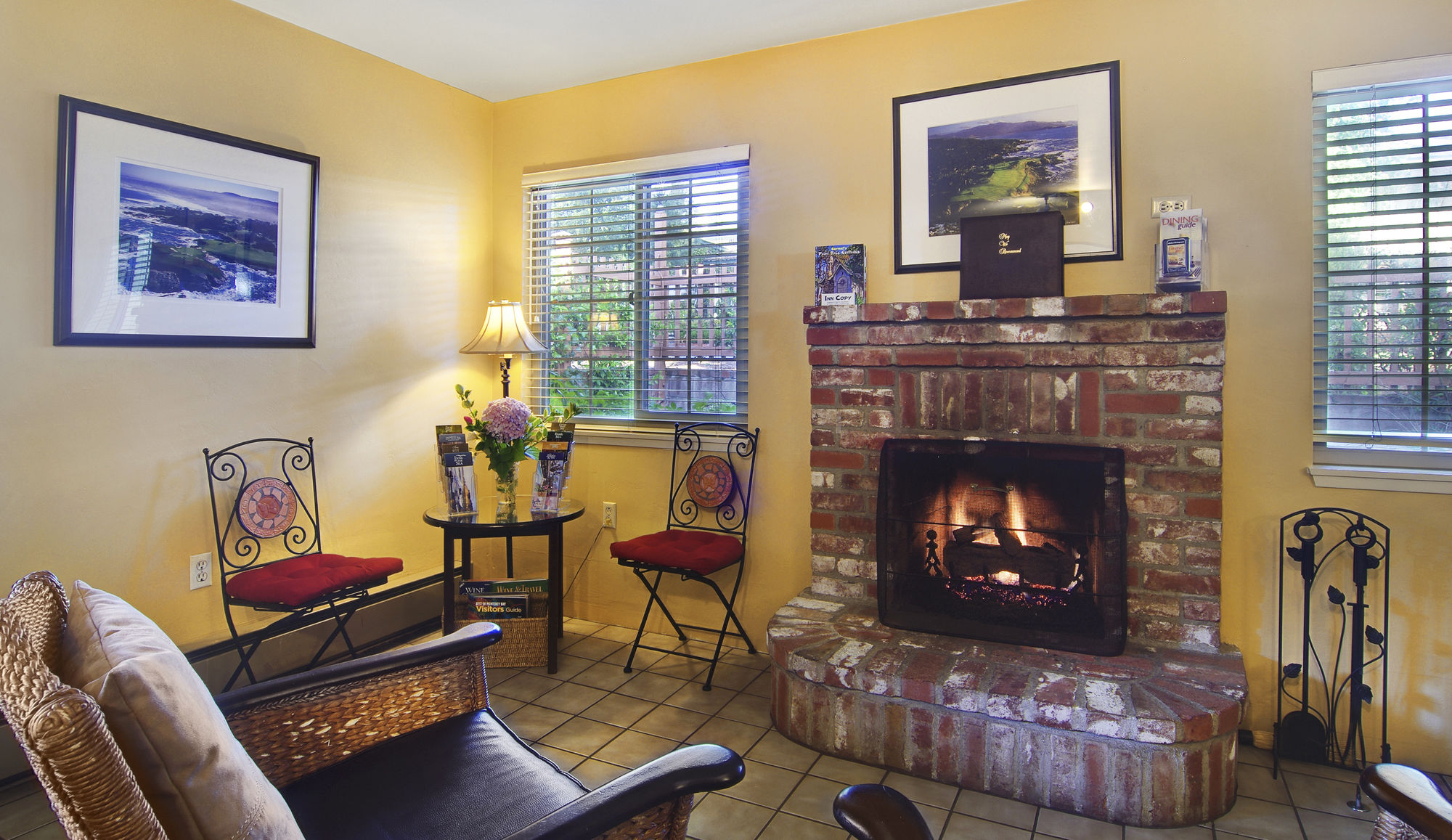 Фото Candle Light Inn