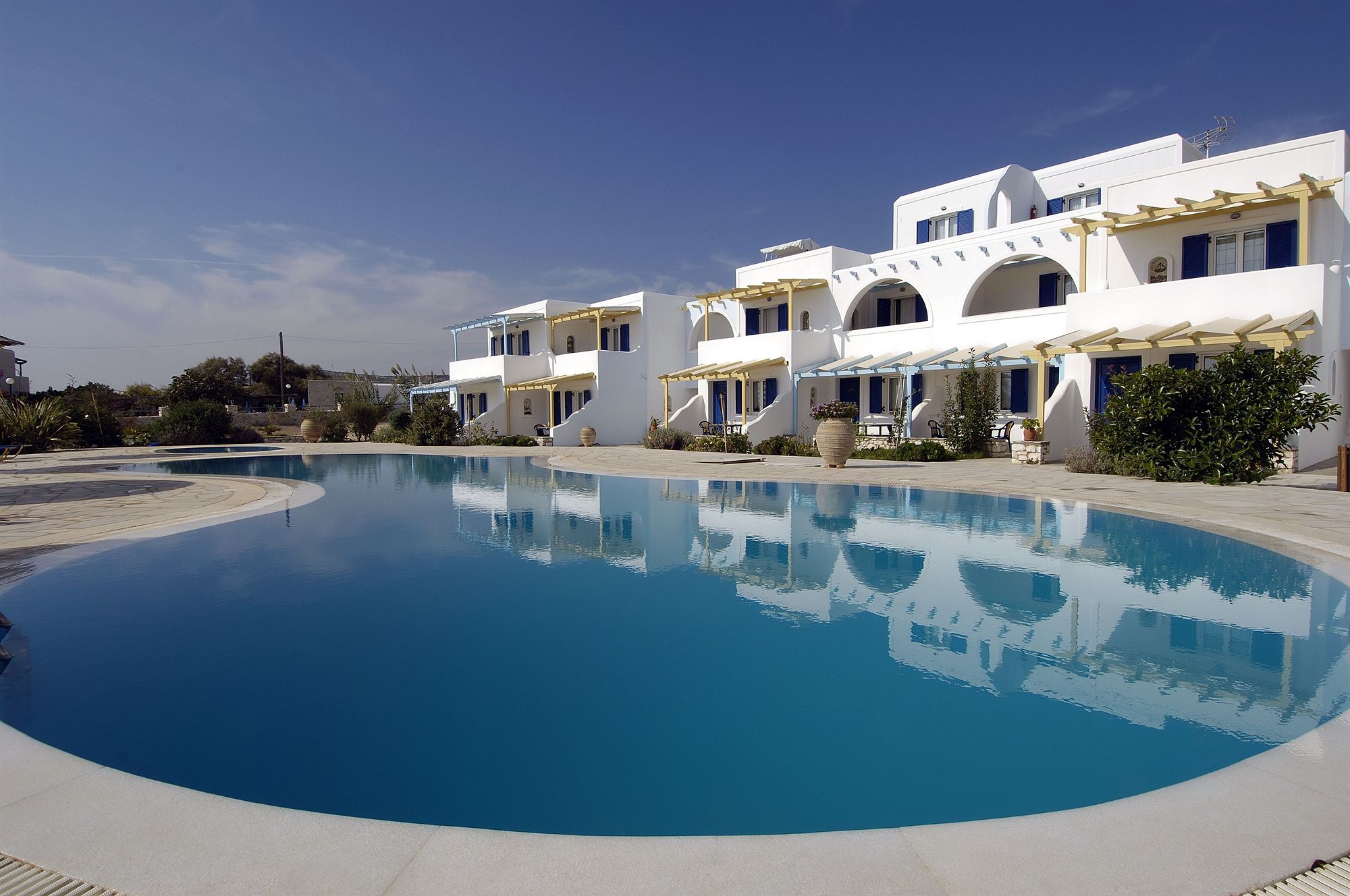 Фото Fyrogenis Palace Hotel - Apartments