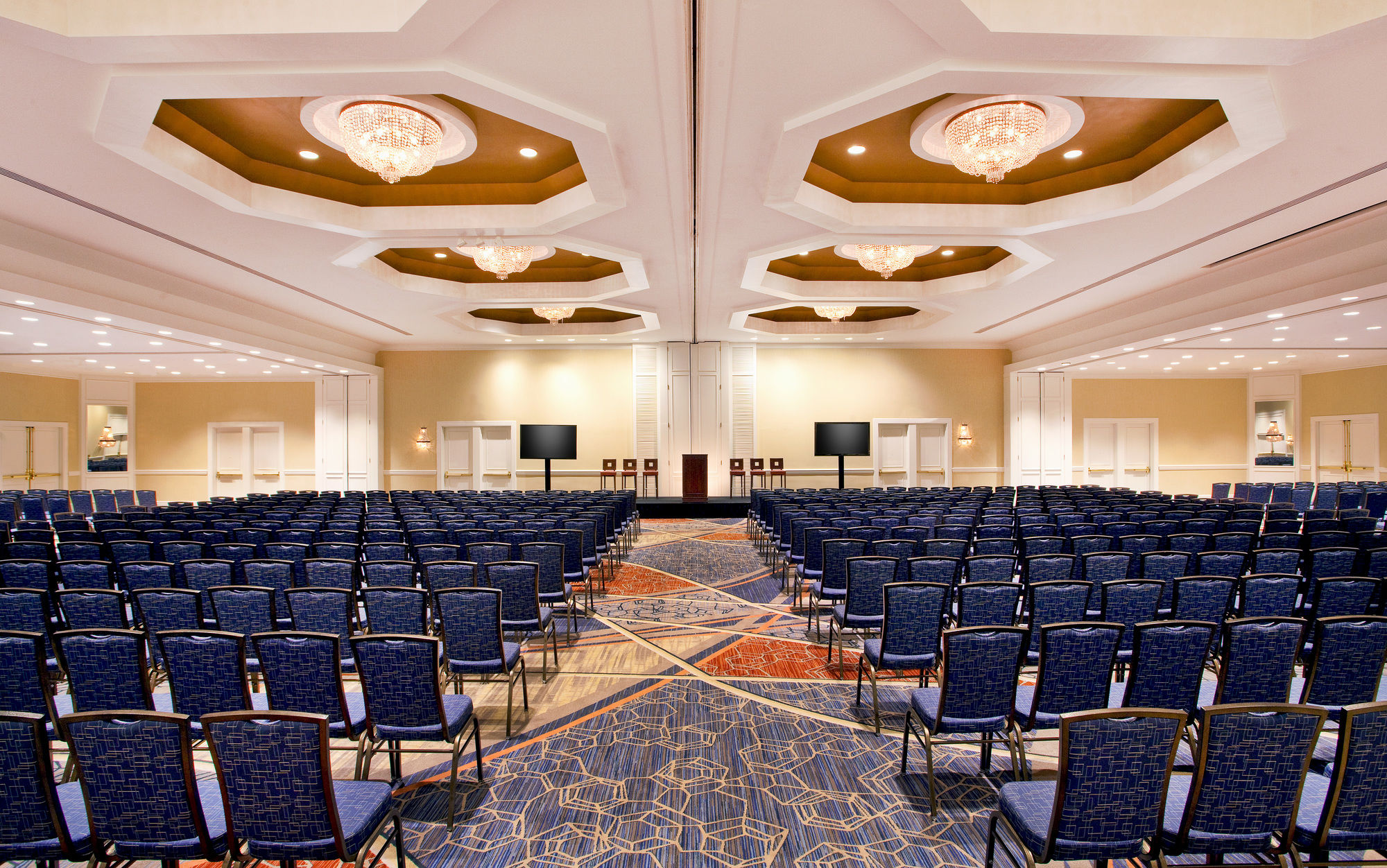 Фото Boston Marriott Burlington