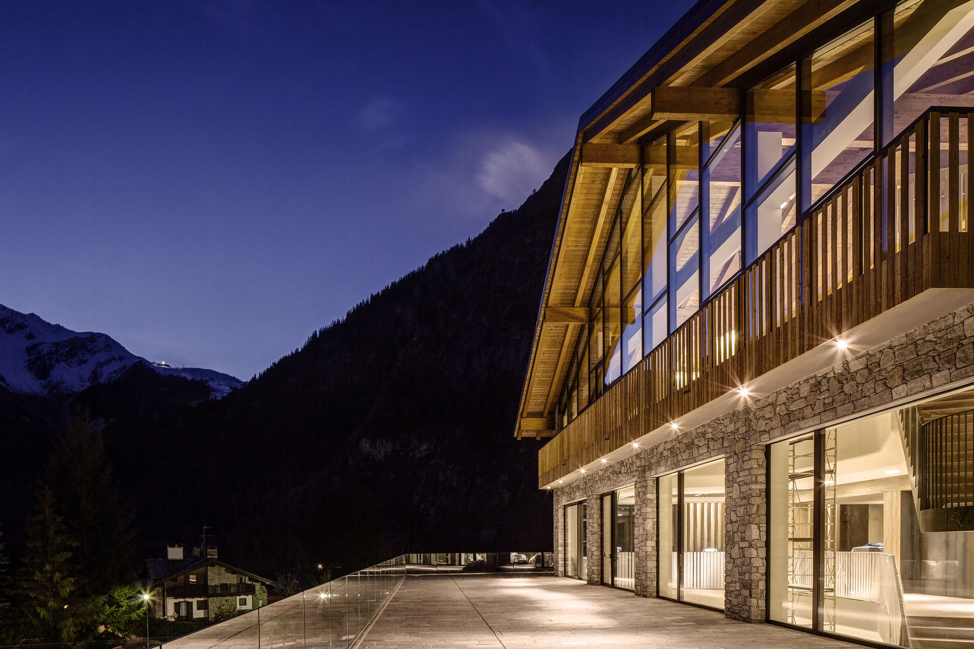 Фото Grand Hotel Courmayeur Montblanc