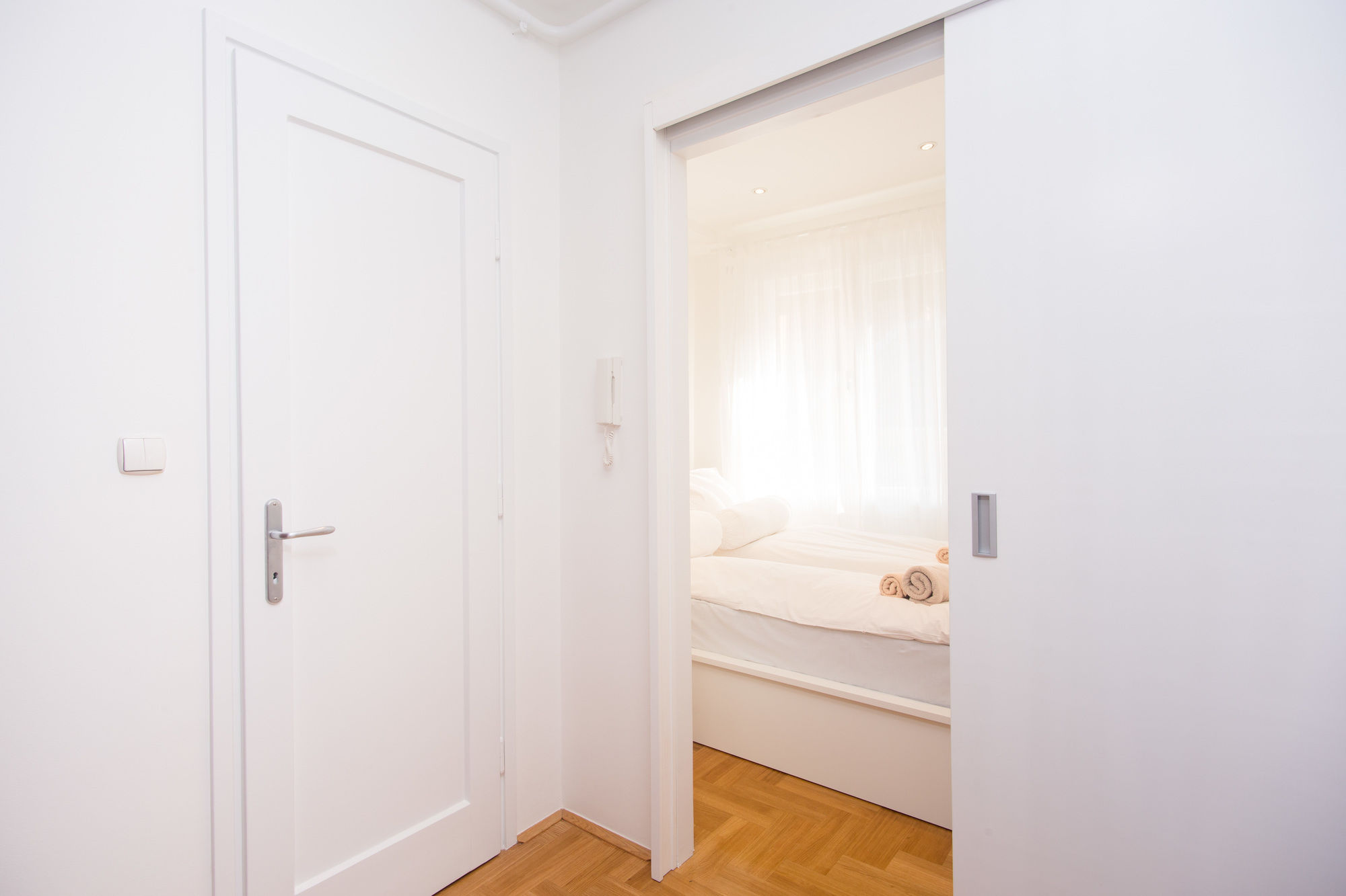 Фото Angel Main Square