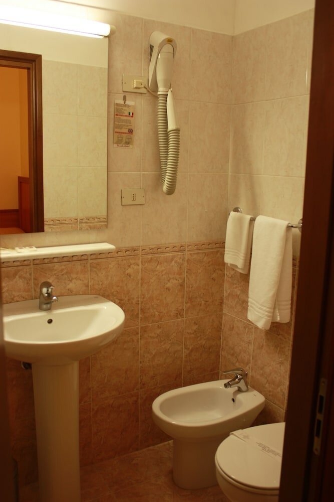 Фото Piccolo Hotel