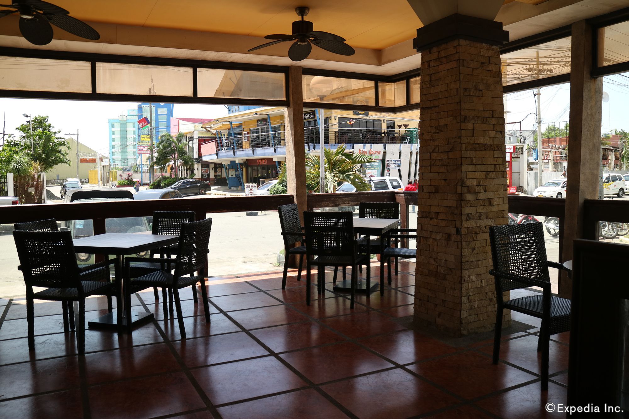 Фото Mo2 Westown Hotel Iloilo