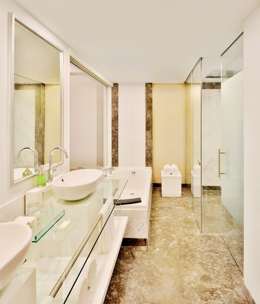 Фото Radisson Blu Bengaluru Outer Ring Road