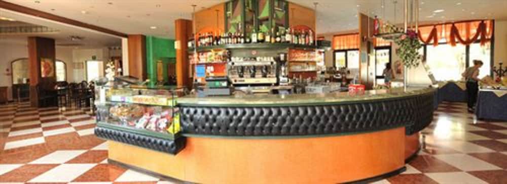 Фото Hotel Centro Turistico Gardesano